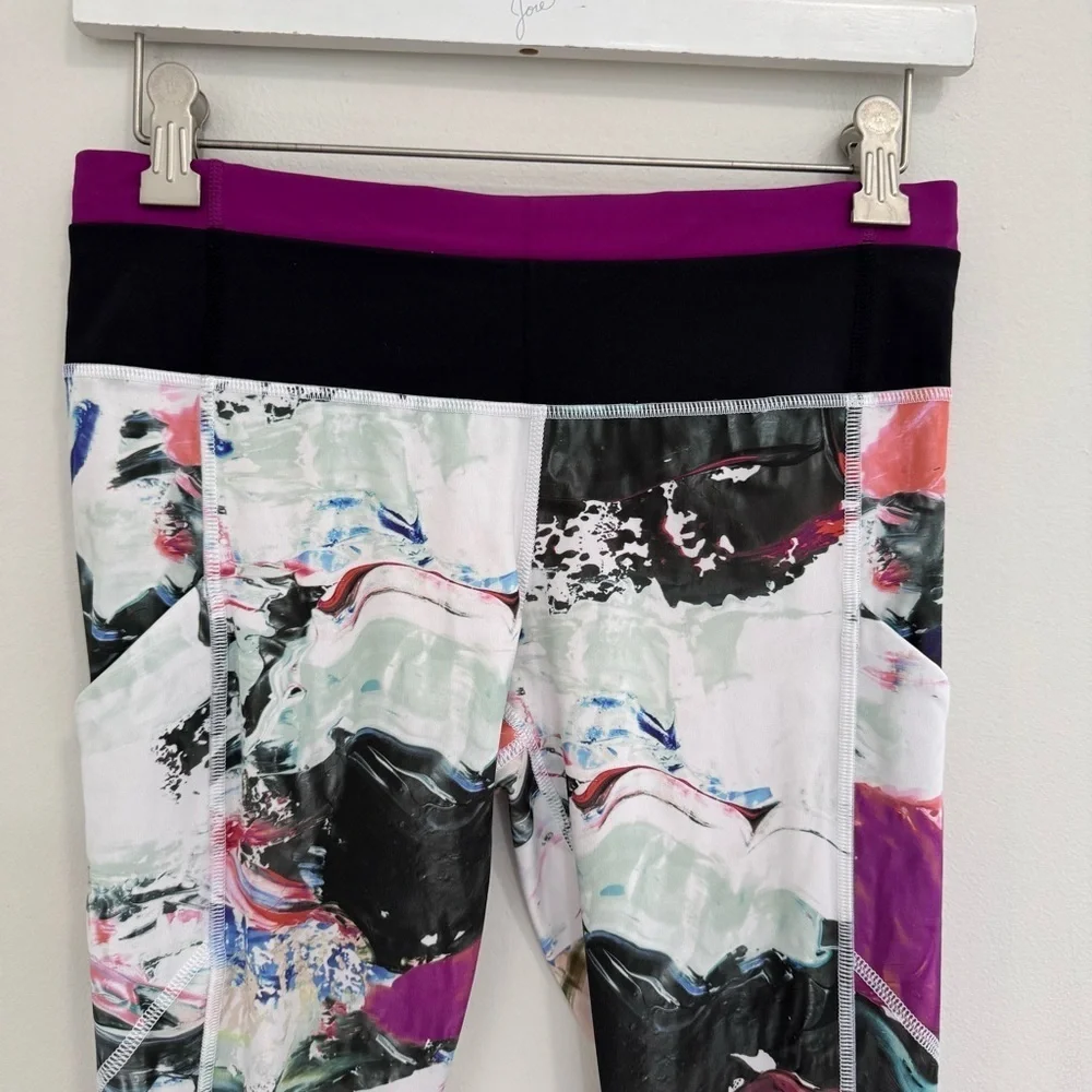 Lululemon Speed Tight III in Pigment Wave Multi Black Regal Plum
